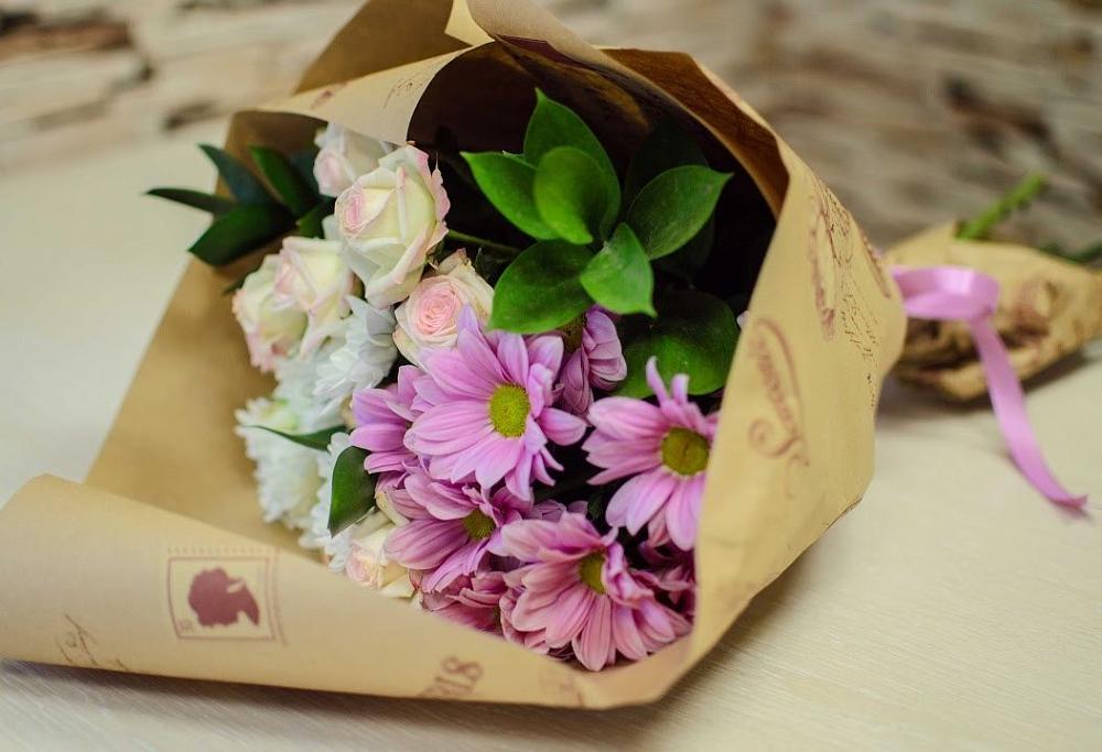 Букет цветов из: Розы и Хризантемы в Михайловке Приморский край