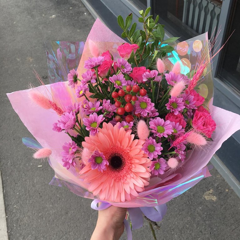 Букет цветов из: Розы, Герберы и Хризантемы в Михайловке Приморский край