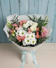 Букет цветов из:  Розы, Лизиантусы и Хризантемы в Михайловке Приморский край