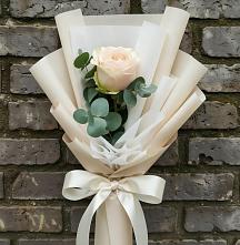Букет цветов из:  Розы в Михайловке Приморский край