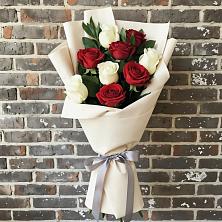 Букет цветов из:  Розы в Михайловке Приморский край