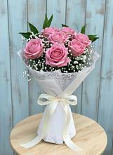 Букет цветов из:  Розы в Михайловке Приморский край