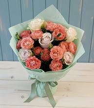 Букет цветов из:  Розы в Михайловке Приморский край
