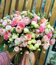 Букет цветов из:  Розы #REPLACE_PRED# Михайловке Приморский край