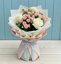 Букет цветов из:  Розы в Михайловке Приморский край