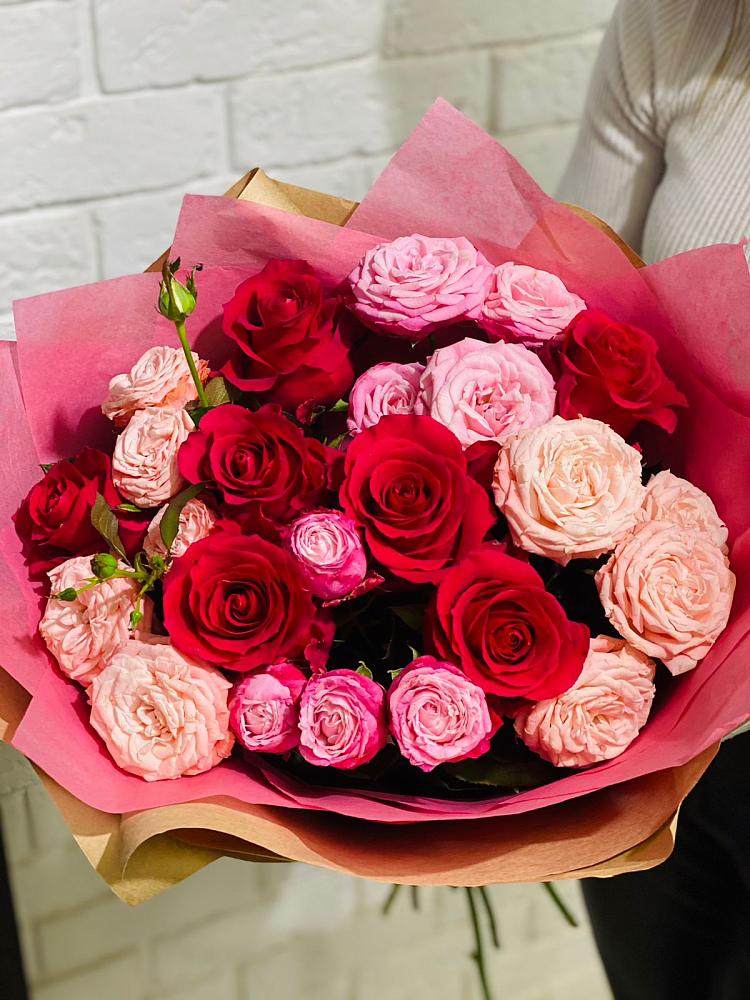 Букет цветов из: Розы в Михайловке Приморский край