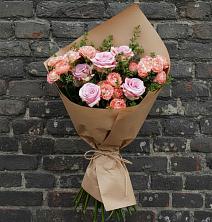 Букет цветов из:  Розы в Михайловке Приморский край