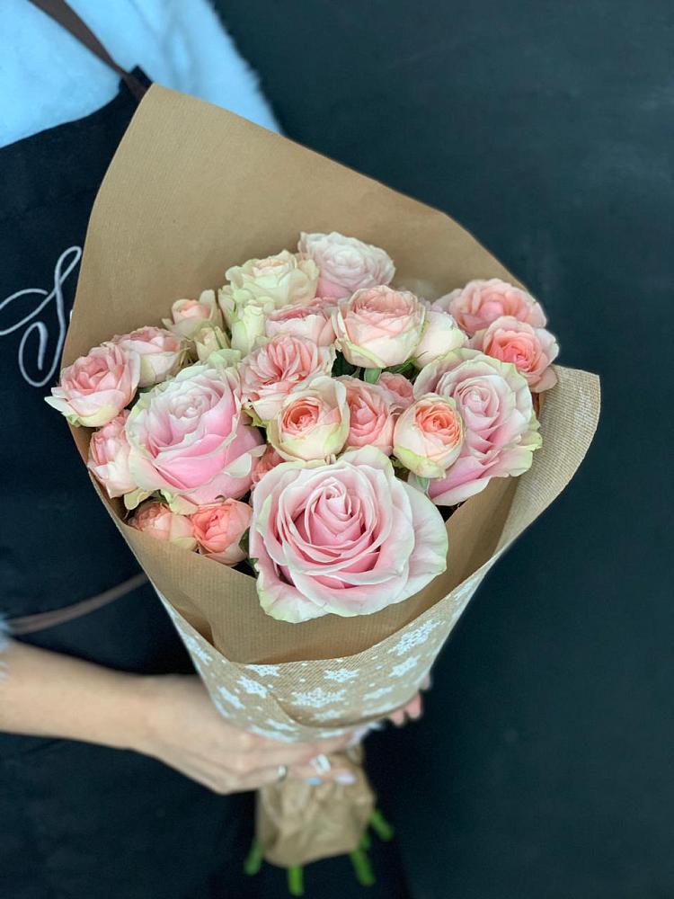 Букет цветов из: Хризантемы и Розы в Михайловке Приморский край