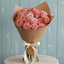 Букет цветов из:  Розы в Михайловке Приморский край