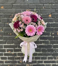 Букет цветов из:  Герберы и Хризантемы в Михайловке Приморский край