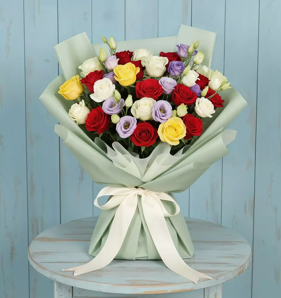 Букет цветов из: Розы в Михайловке Приморский край