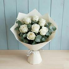 Букет Белые розы в Эвкалипте в Михайловке Приморский край