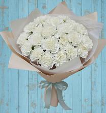 Букет цветов из:  Гвоздики в Михайловке Приморский край